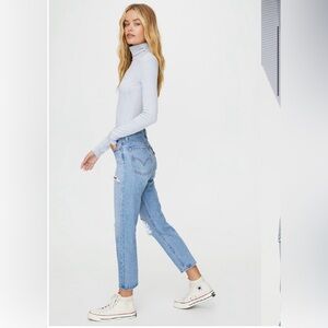 Levi’s Wedgie Straight Jeans
